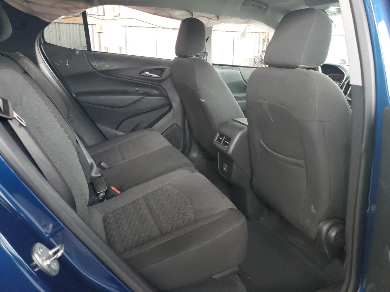 2022 Chevrolet Equinox - Image 11
