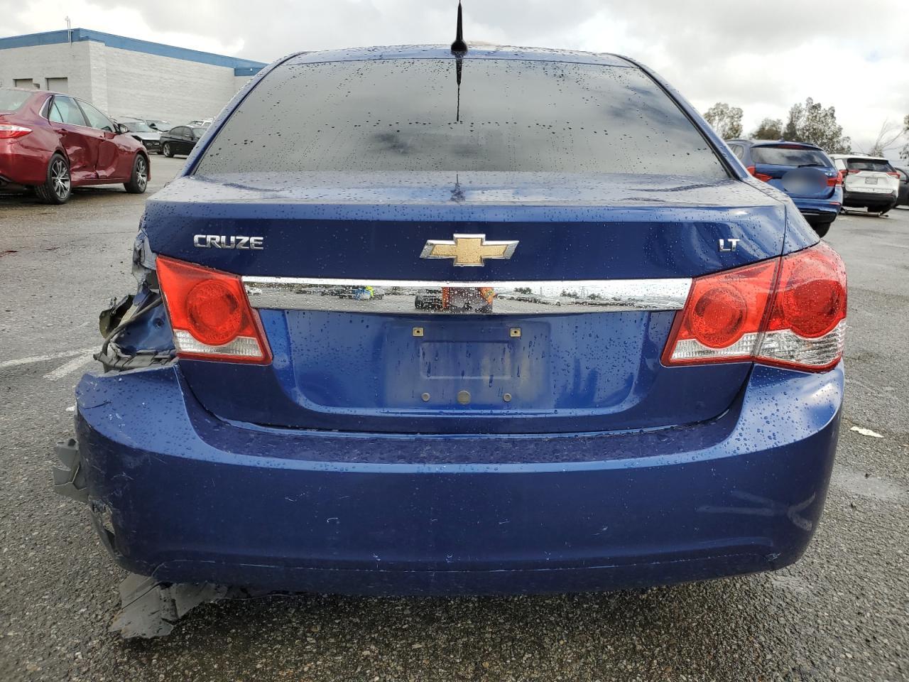 2013 Chevrolet Cruze - Image 6