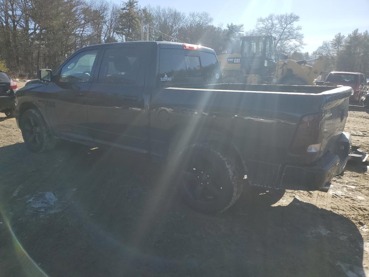 2018 RAM 1500 - Image 2