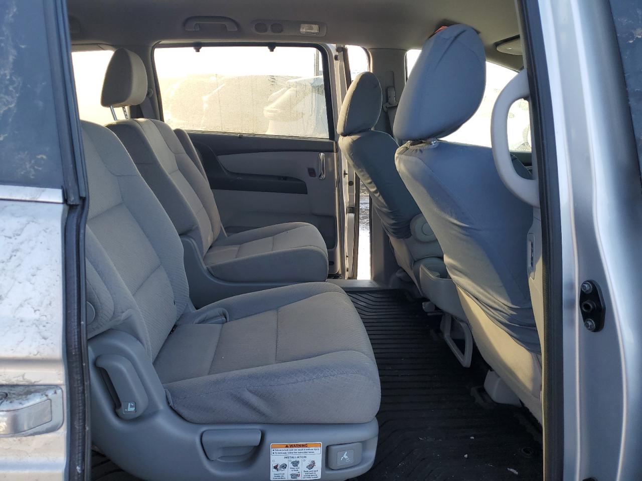 2015 Honda Odyssey - Image 11