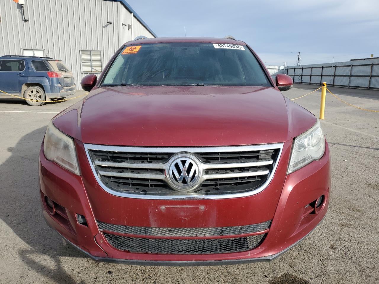 2010 Volkswagen Tiguan - Image 5