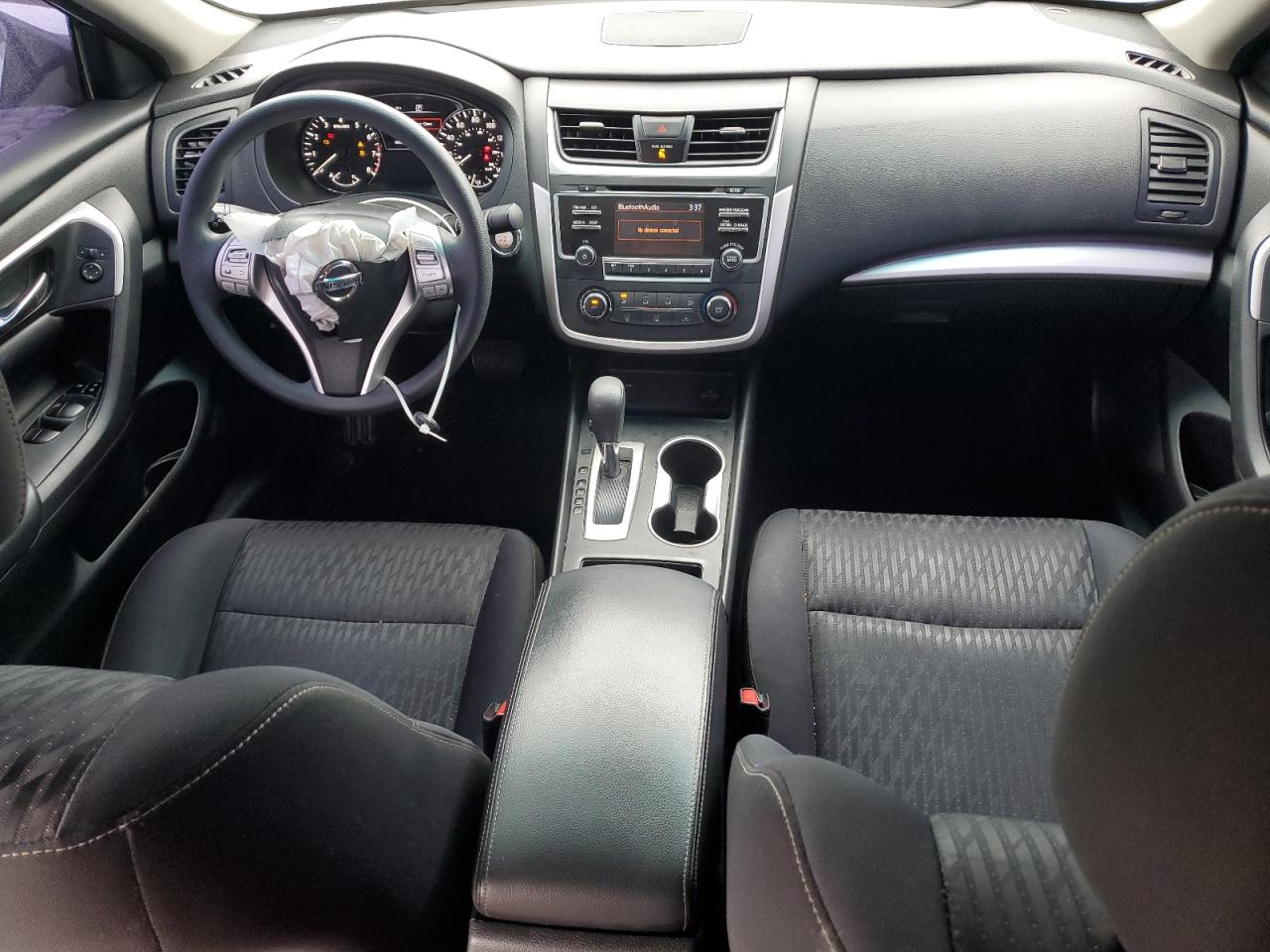 2018 Nissan Altima - Image 8