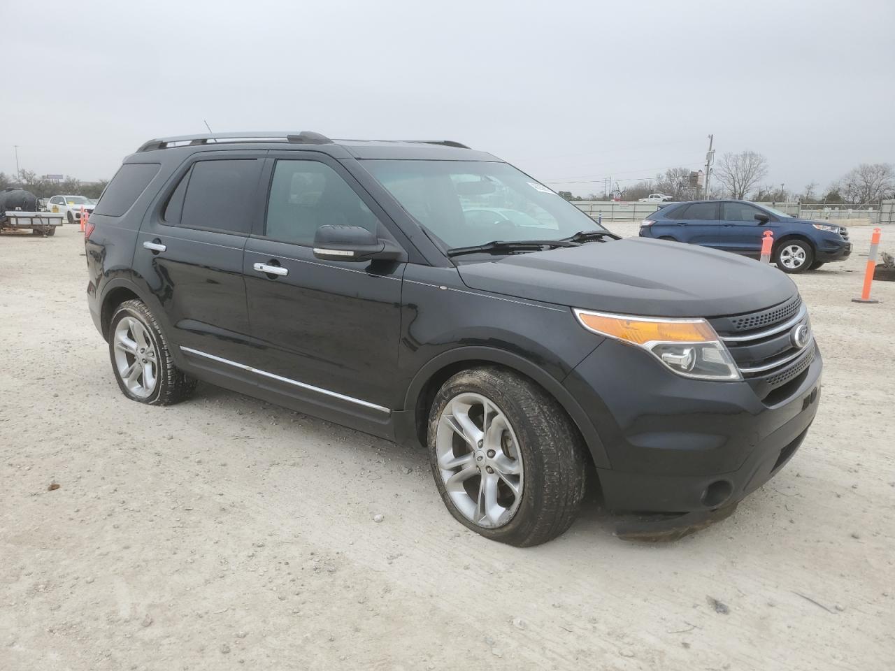 2013 Ford Explorer - Image 4
