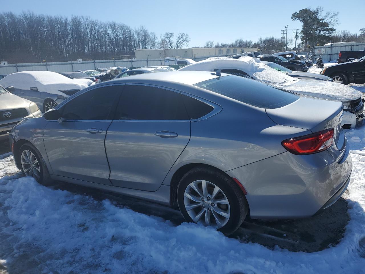 2015 Chrysler 200 - Image 2