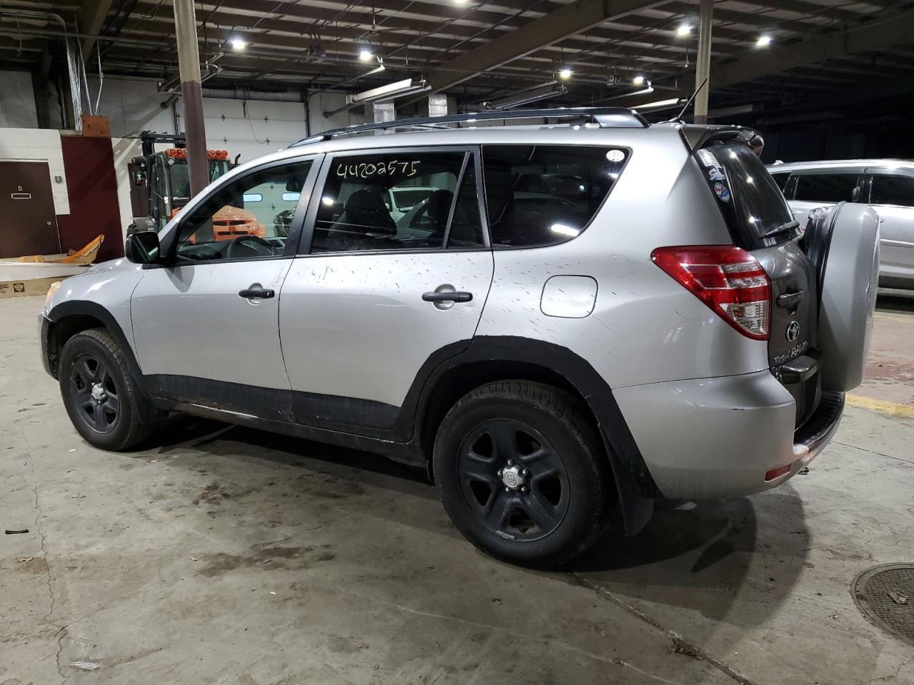 2010 Toyota RAV 4 - Image 2