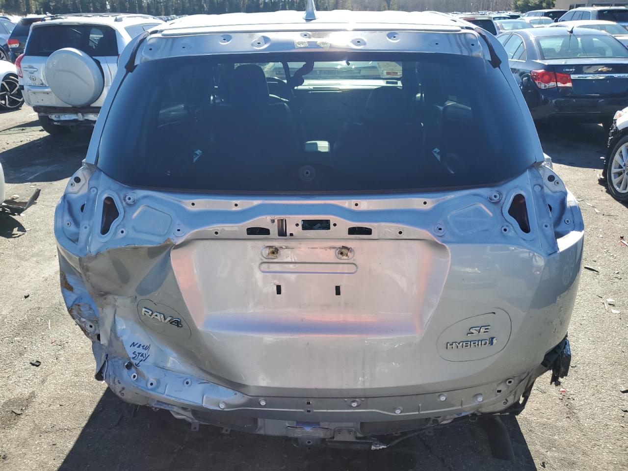 2018 Toyota RAV 4 - Image 6
