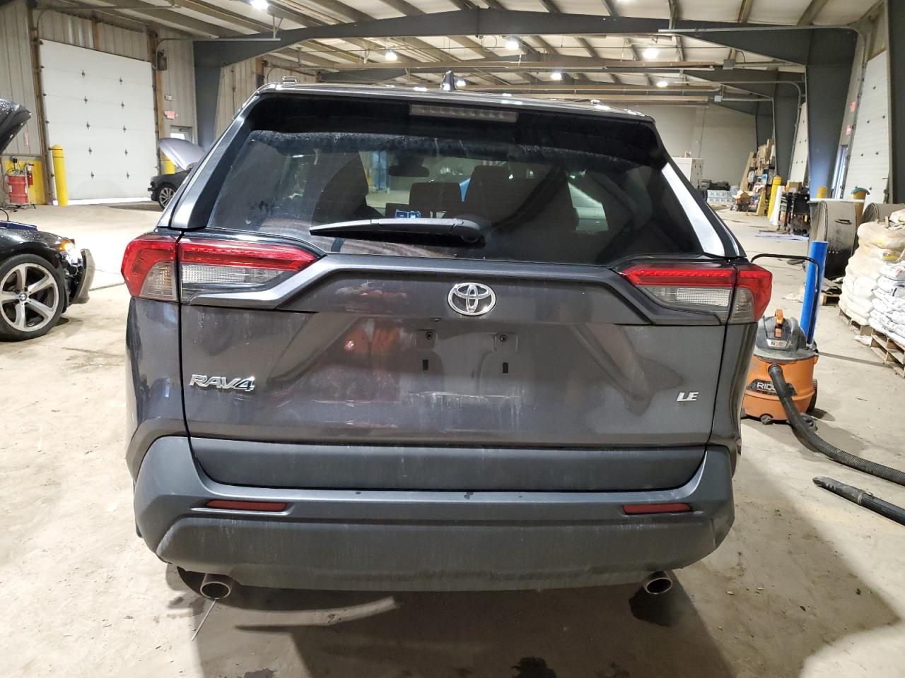2021 Toyota RAV 4 - Image 6