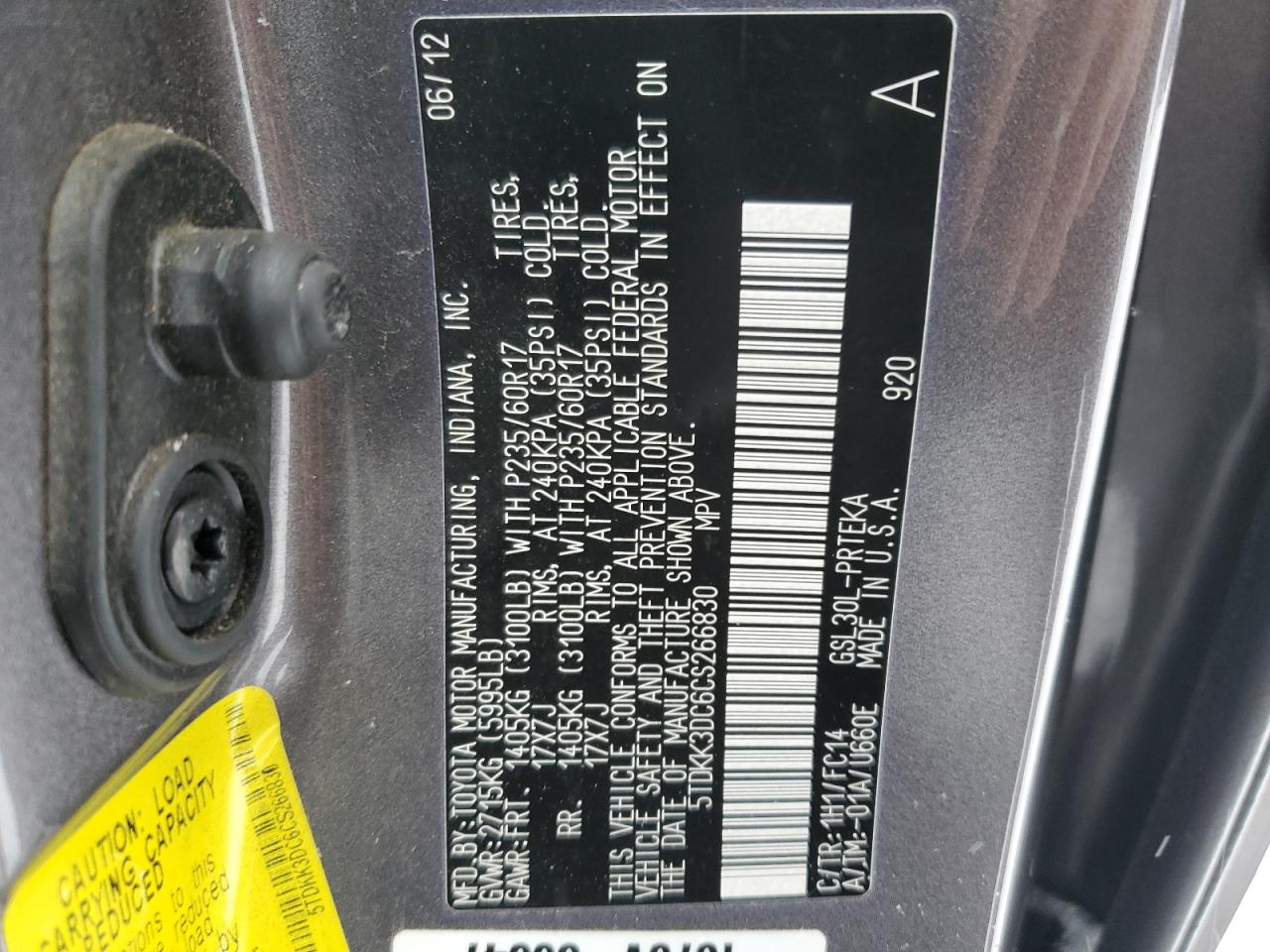 2012 Toyota Sienna - Image 13