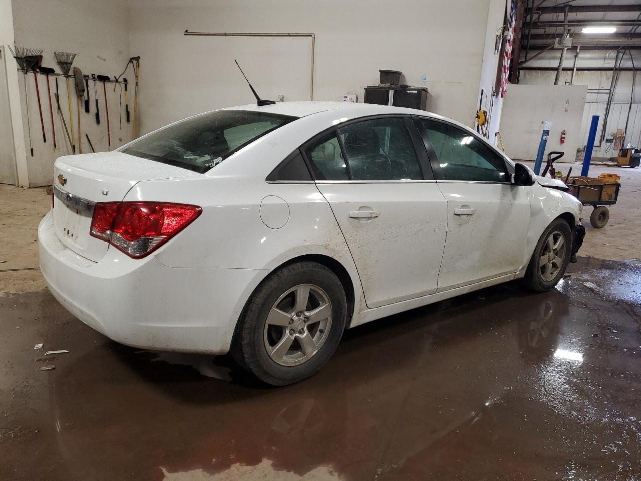 2014 Chevrolet Cruze - Image 3