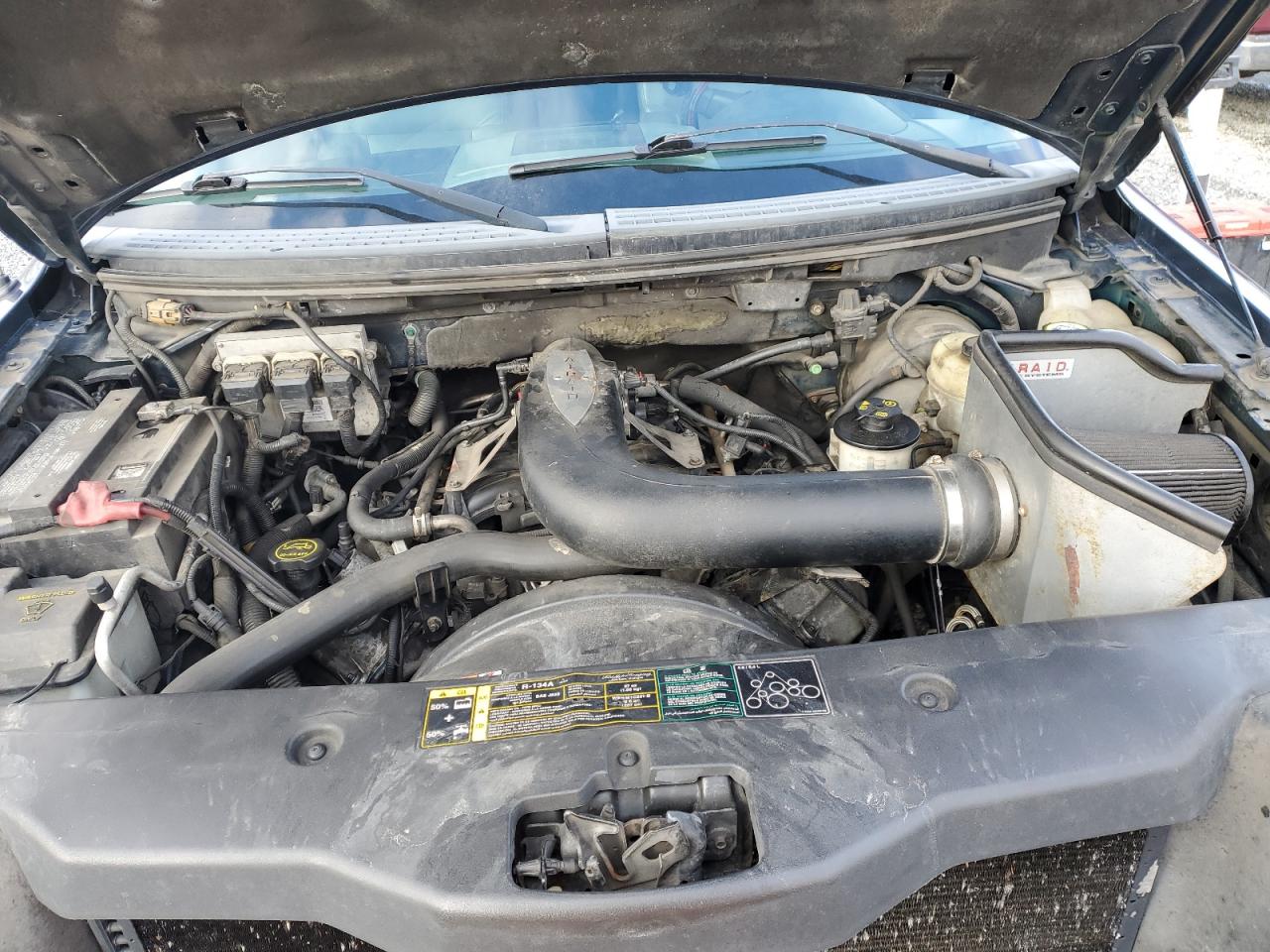 2004 Ford F-150 - Image 12