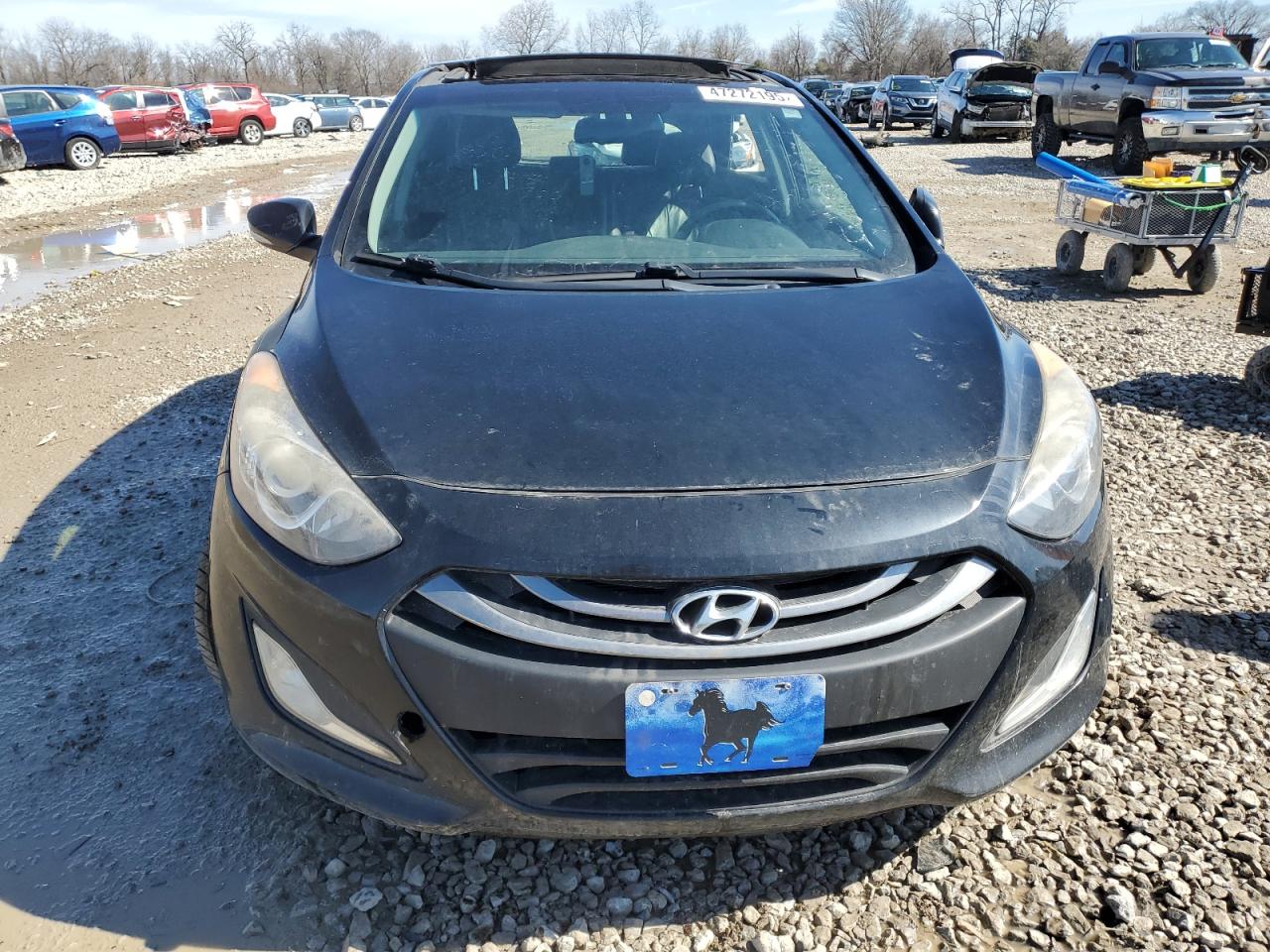 2013 Hyundai Elantra - Image 5