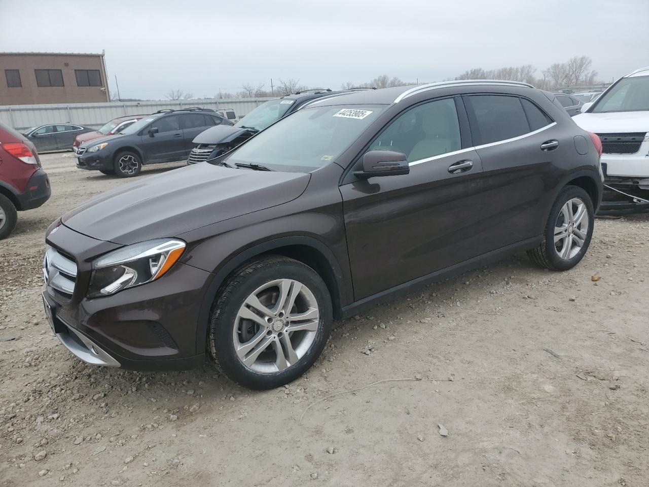 2015 Mercedes-Benz Gla 250 4Matic for Sale in Kansas City, KS - Minor Dent/Scratches