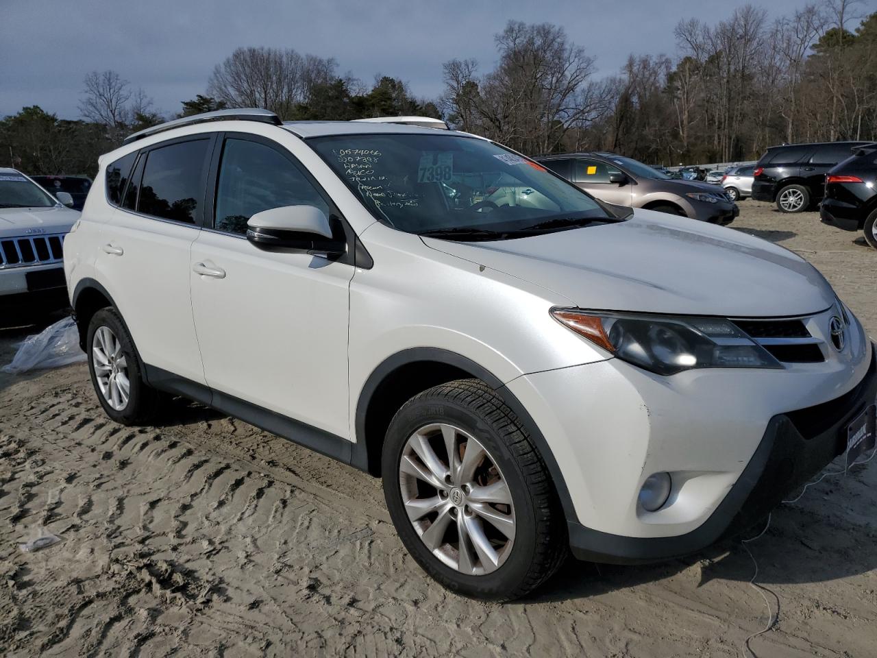 2014 Toyota RAV 4 - Image 4