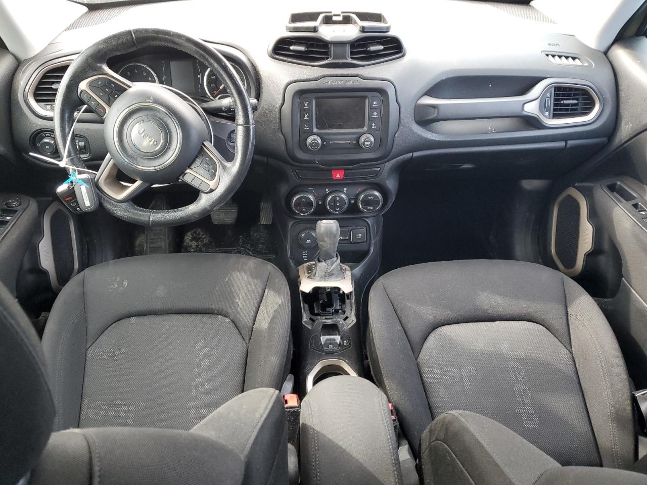 2015 Jeep Renegade - Image 8