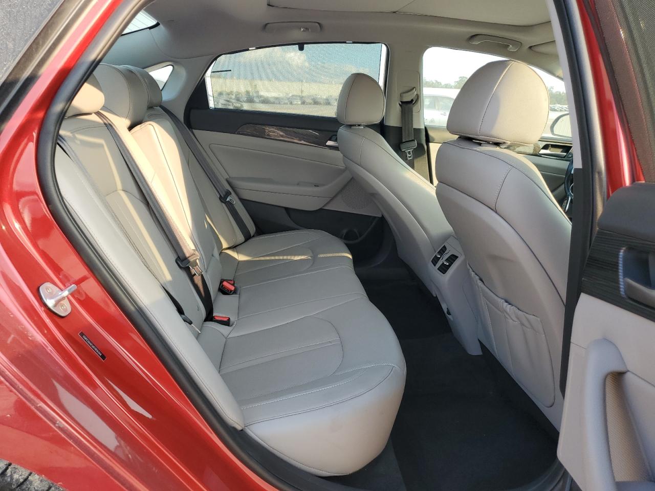 2019 Hyundai Sonata - Image 10