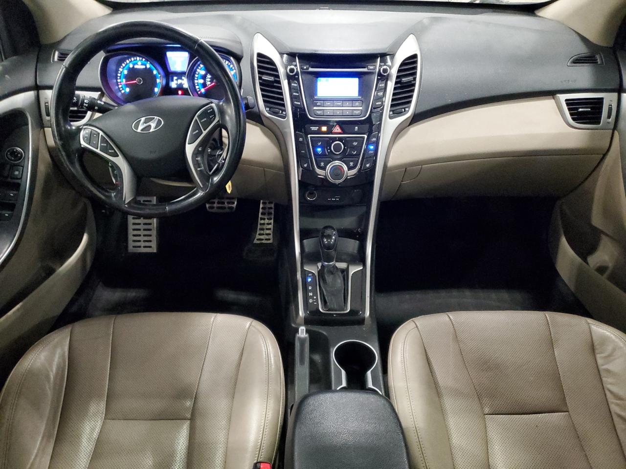 2013 Hyundai Elantra - Image 8