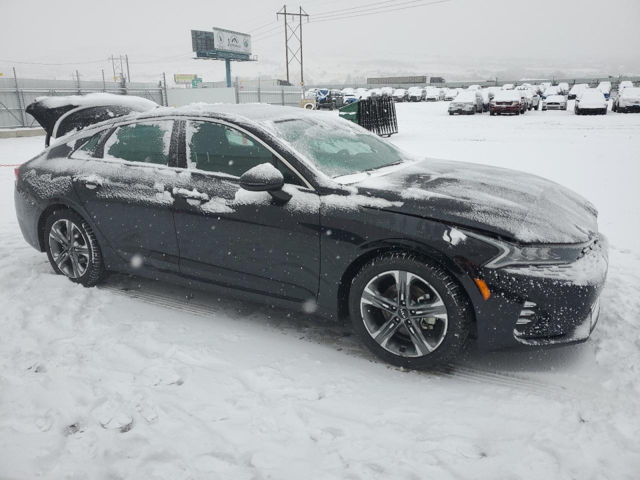 2024 Kia K5 - Image 4