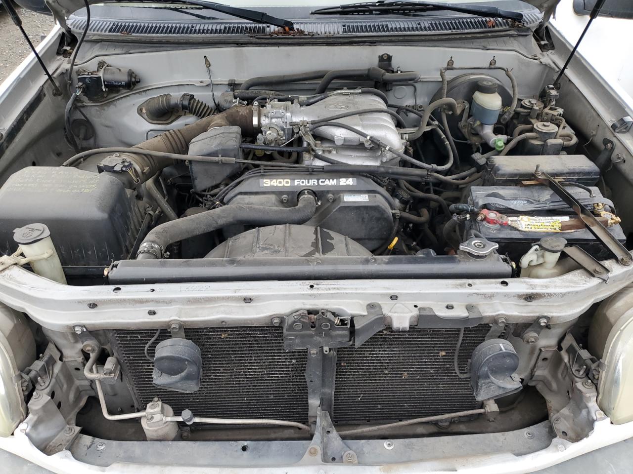 2002 Toyota Tundra - Image 11