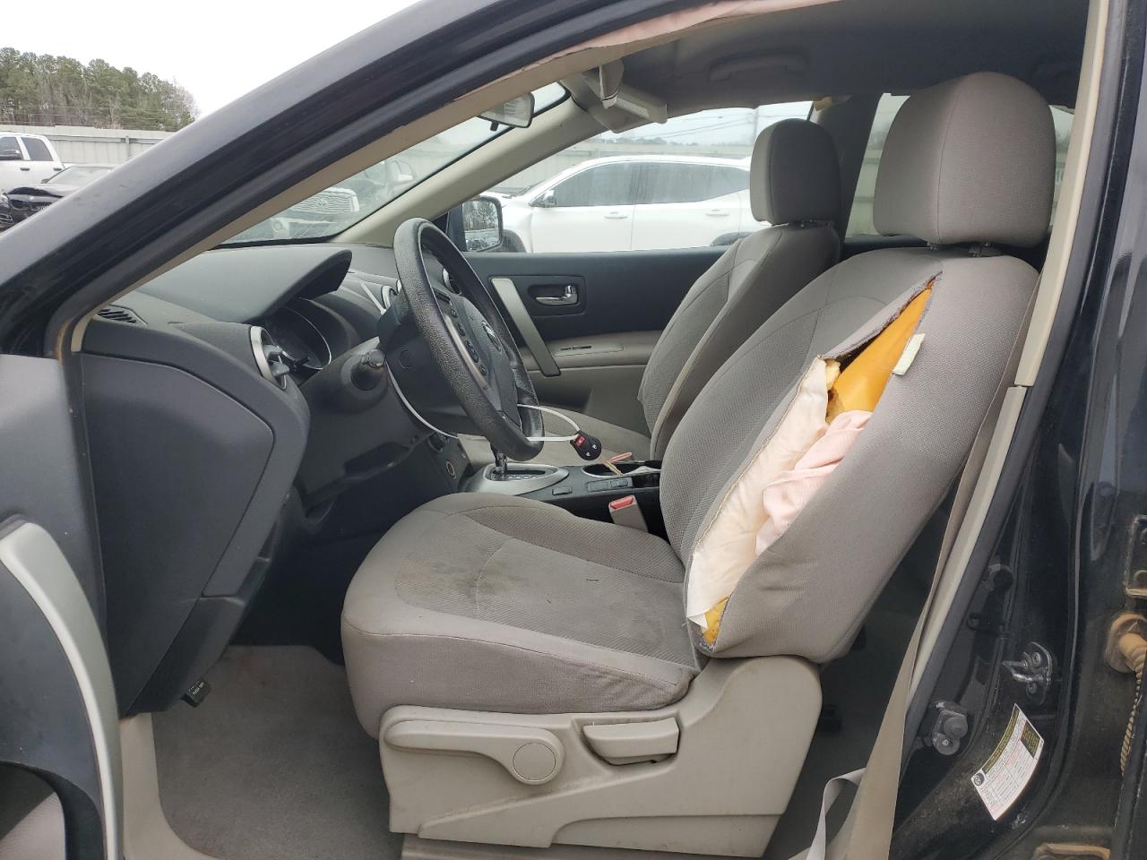 2015 Nissan Rogue - Image 7