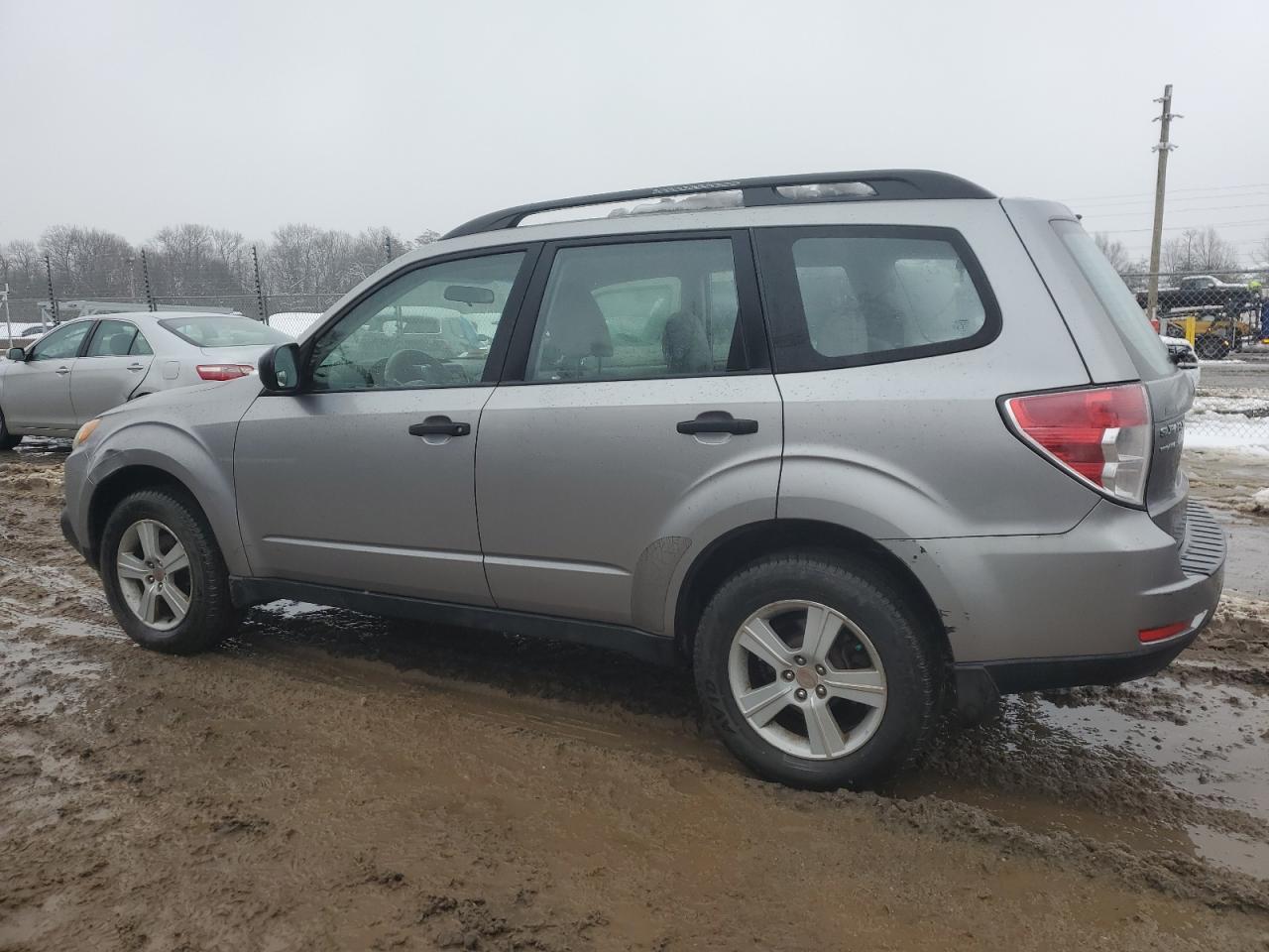 2010 Subaru Forester - Image 2