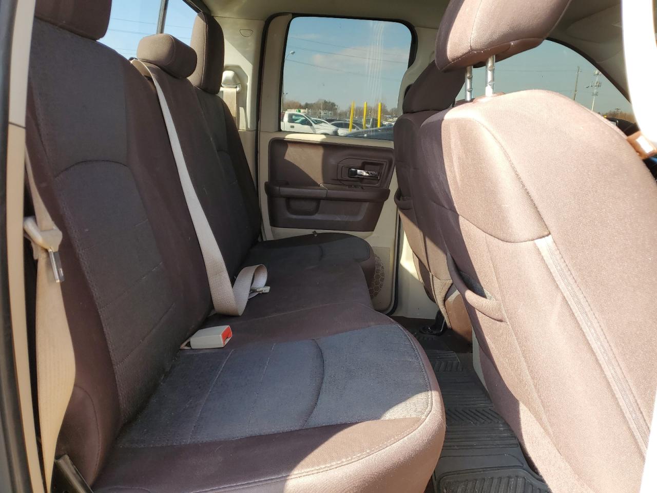 2014 RAM 1500 - Image 10