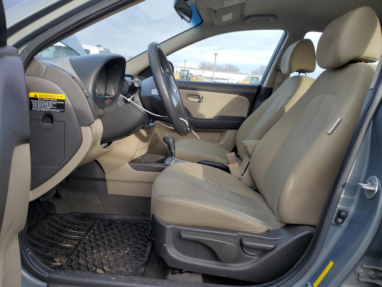 2010 Hyundai Elantra - Image 7