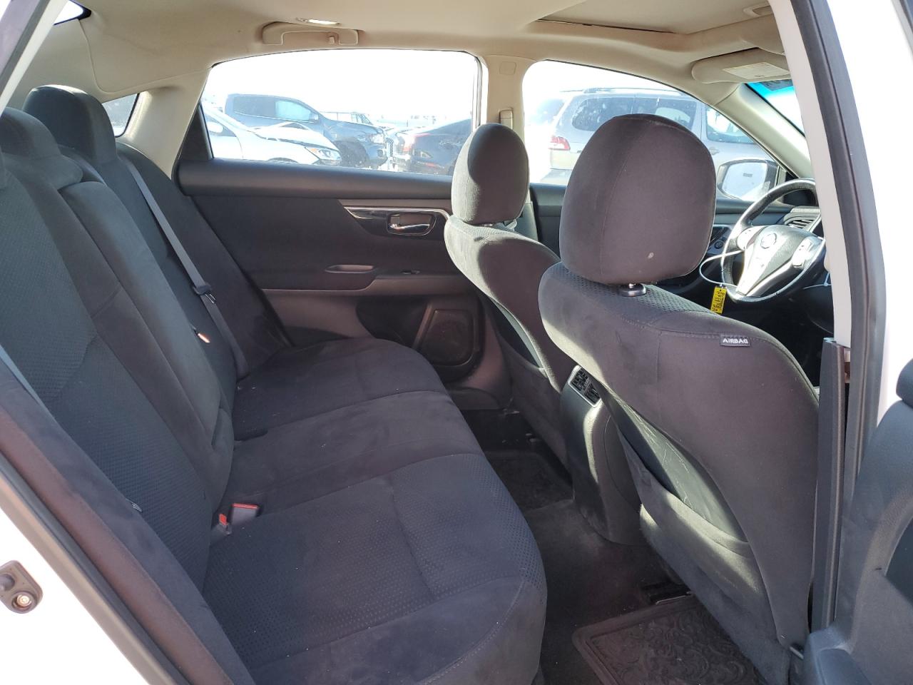 2014 Nissan Altima - Image 10