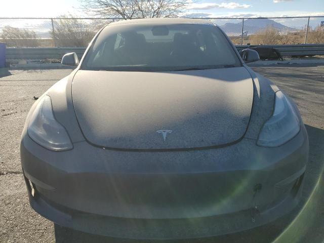  TESLA MODEL 3 2023 Czarny