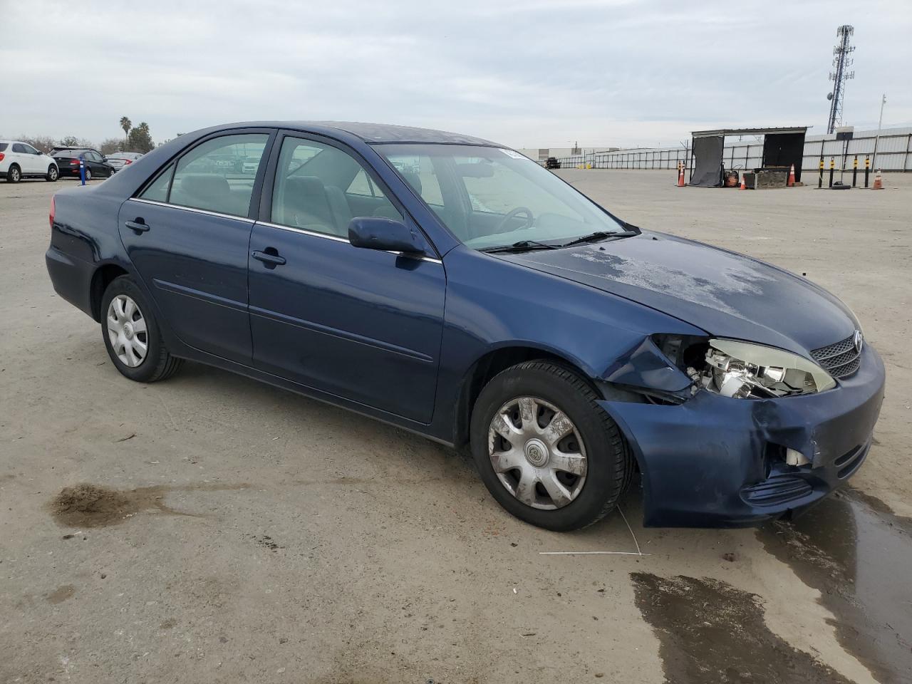 2004 Toyota Camry - Image 4