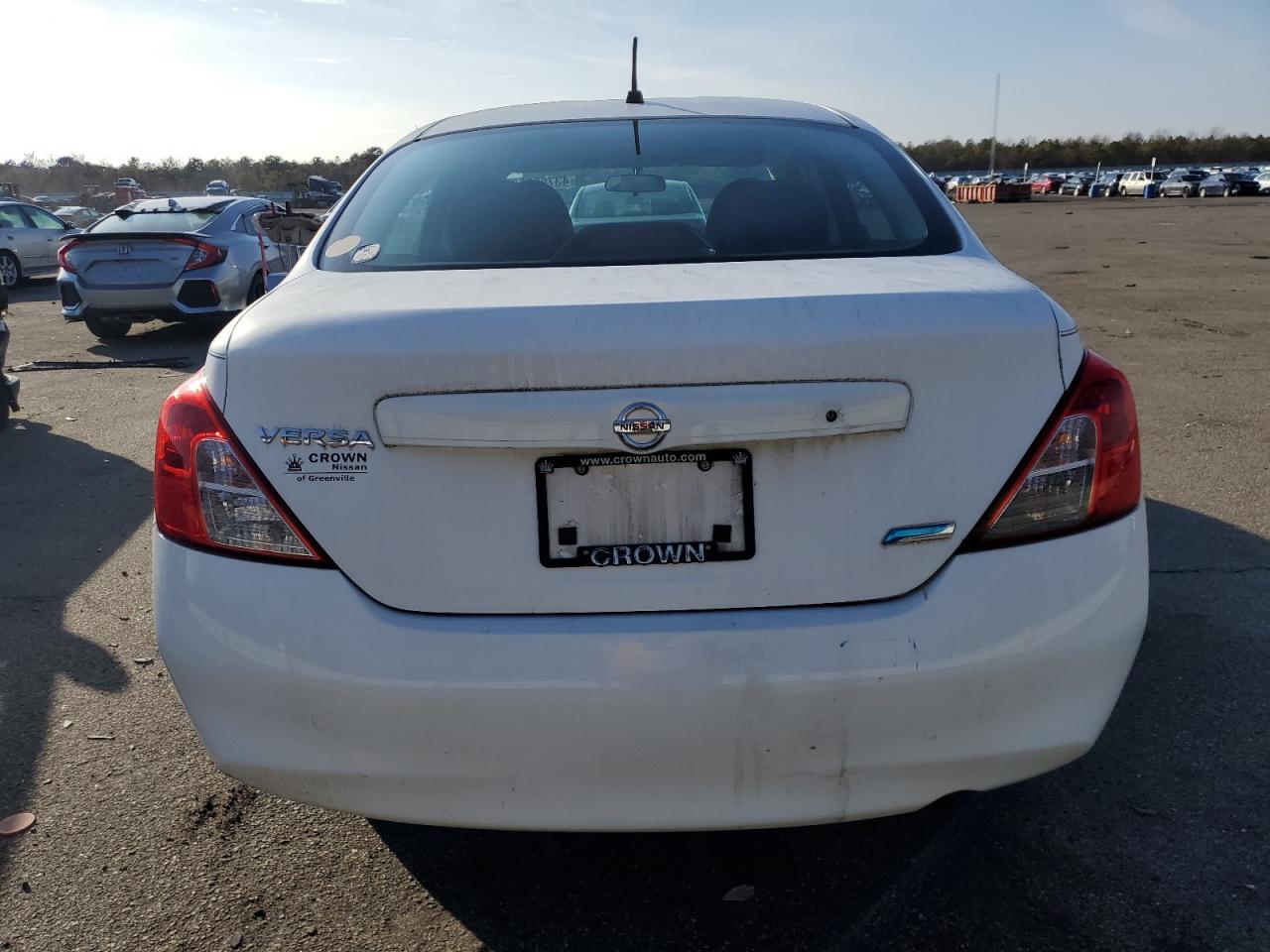 2014 Nissan Versa - Image 6