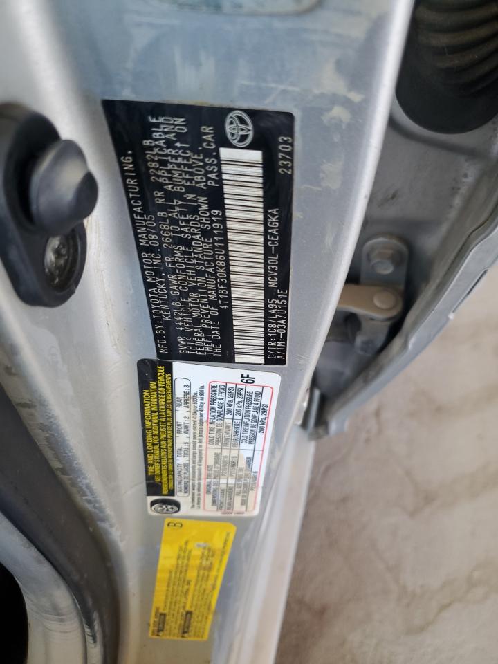 2006 Toyota Camry - Image 12