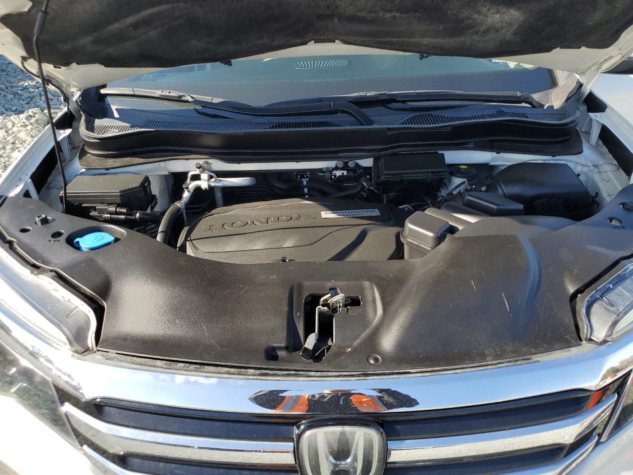 2017 Honda Pilot - Image 12