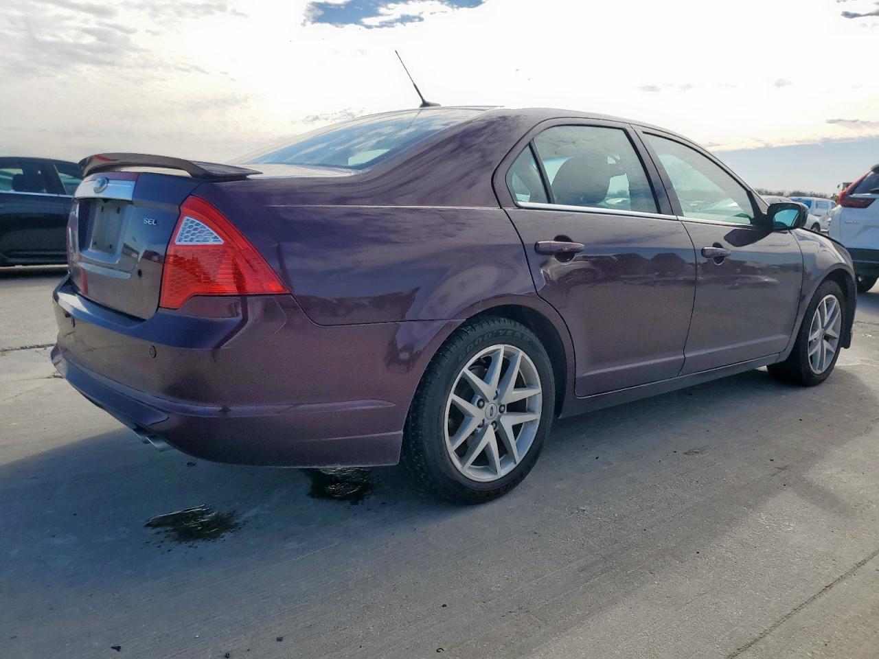 2012 Ford Fusion - Image 3