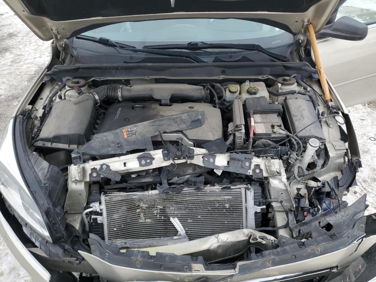 2013 Chevrolet Malibu - Image 12