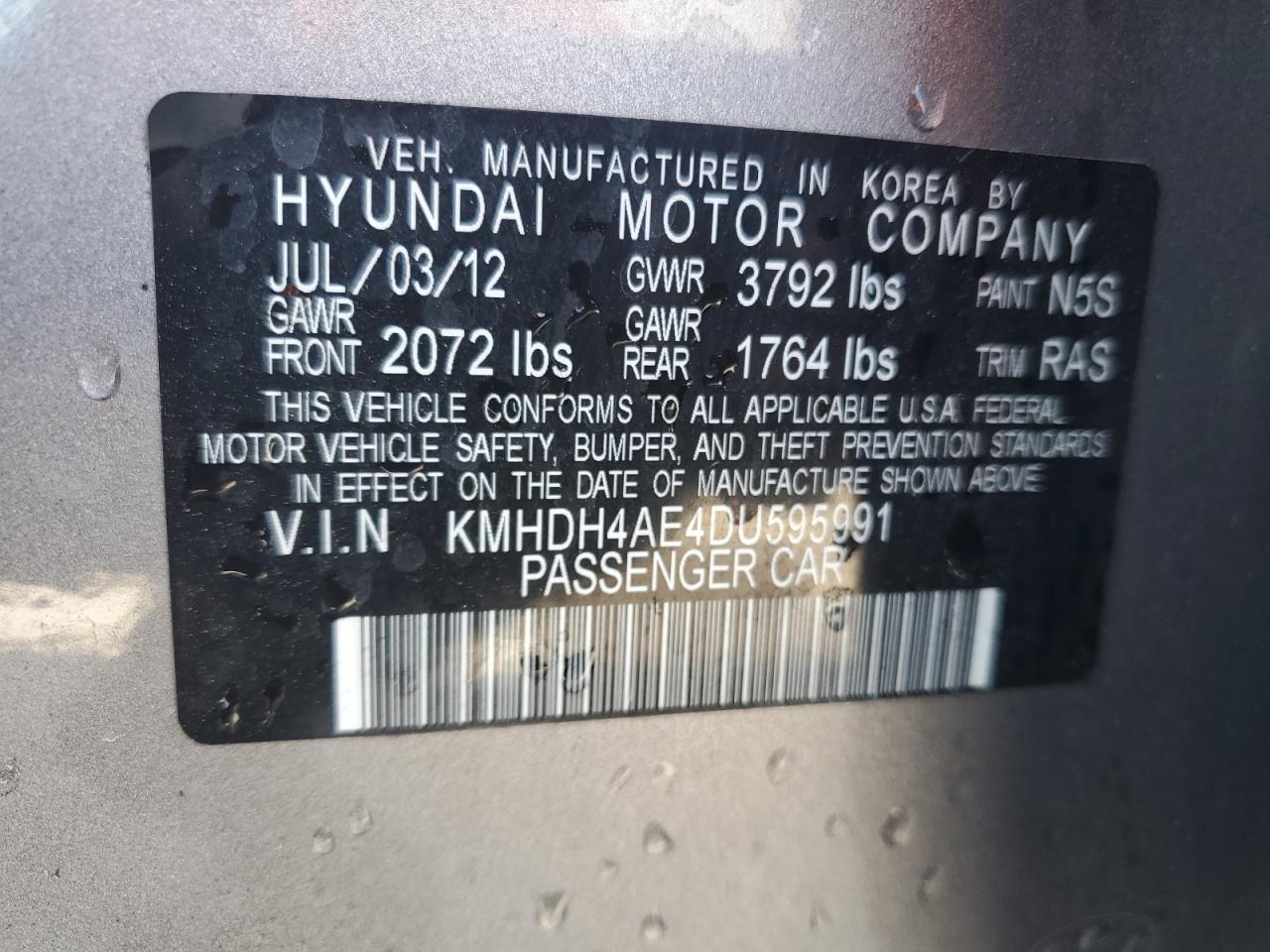 2013 Hyundai Elantra - Image 12