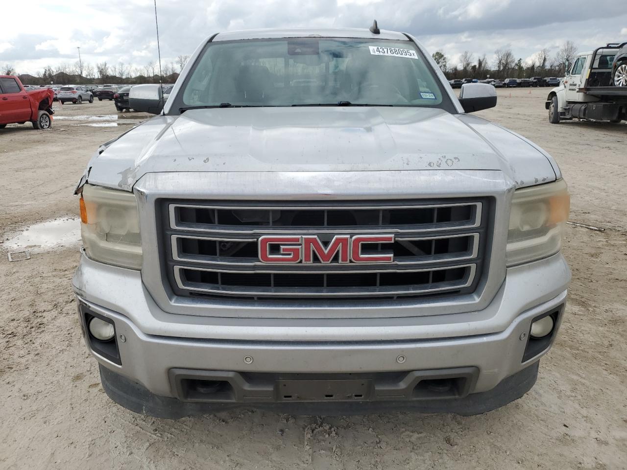 2015 GMC Sierra - Image 5