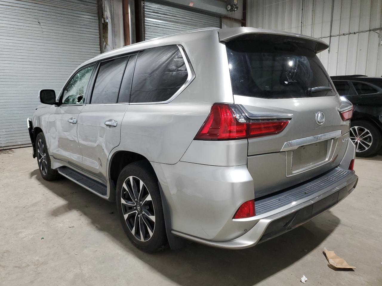2021 Lexus LX - Image 2