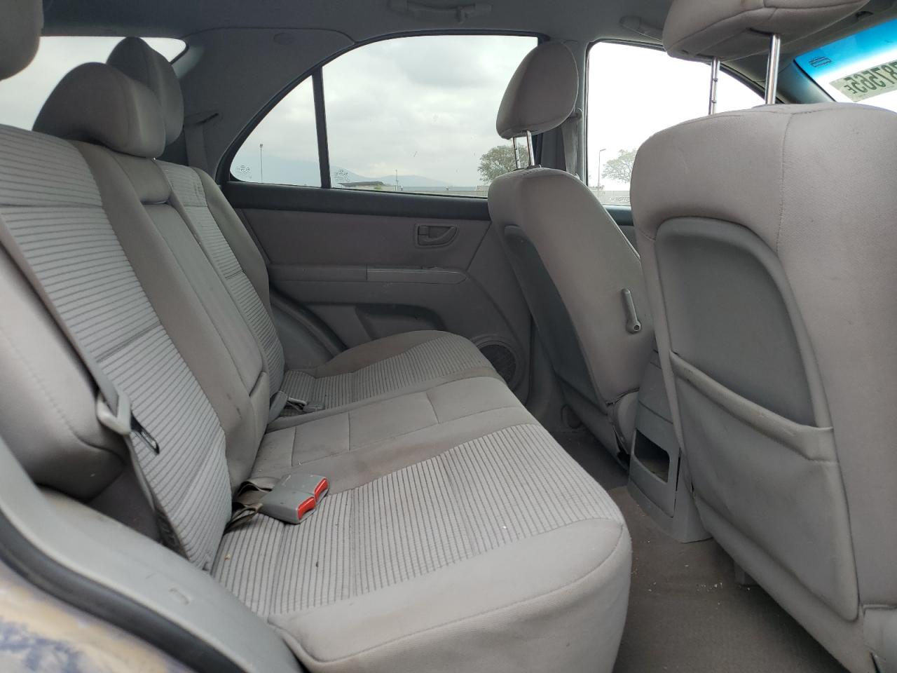 2009 Kia Sorento - Image 11