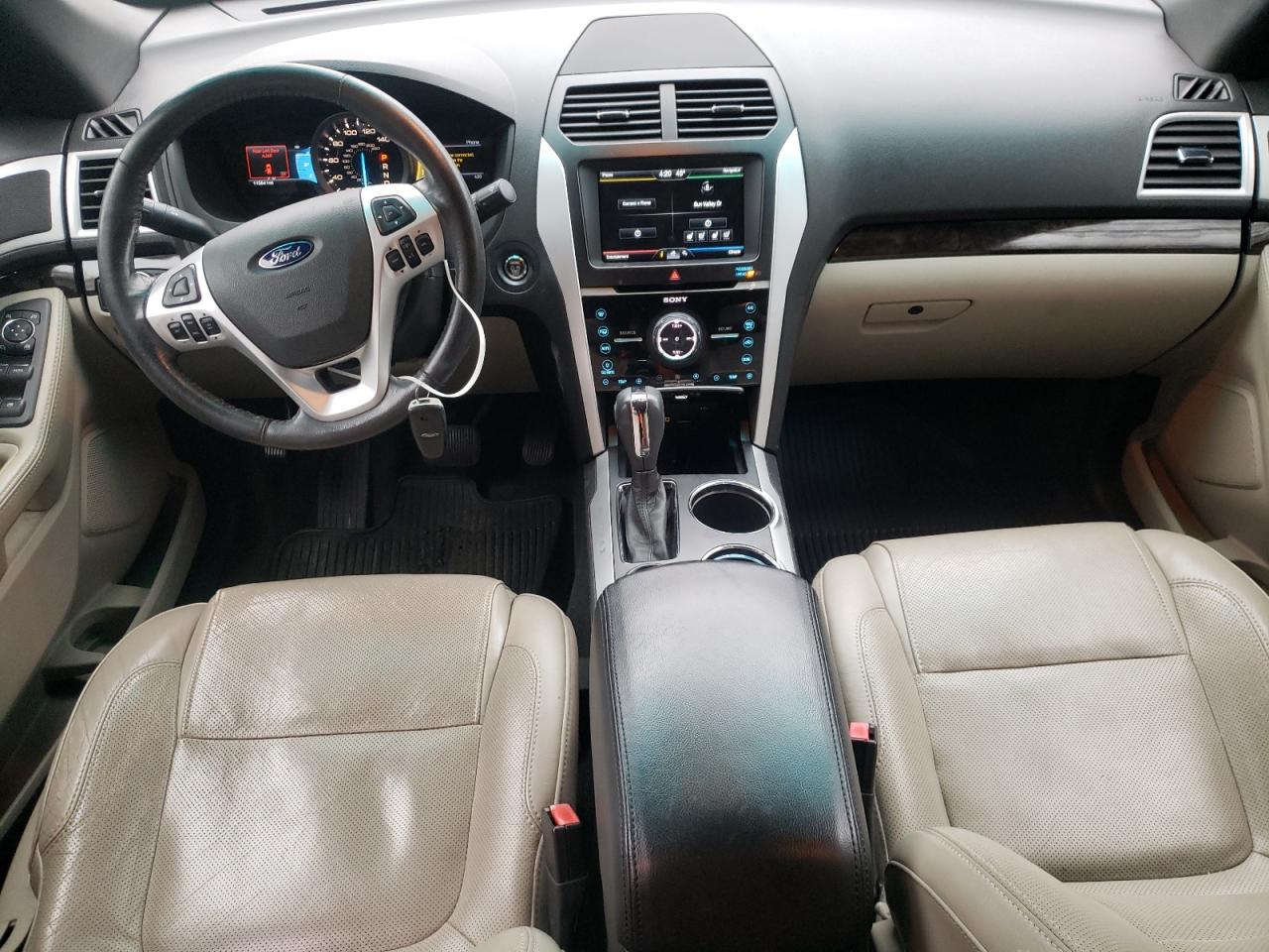 2011 Ford Explorer - Image 9