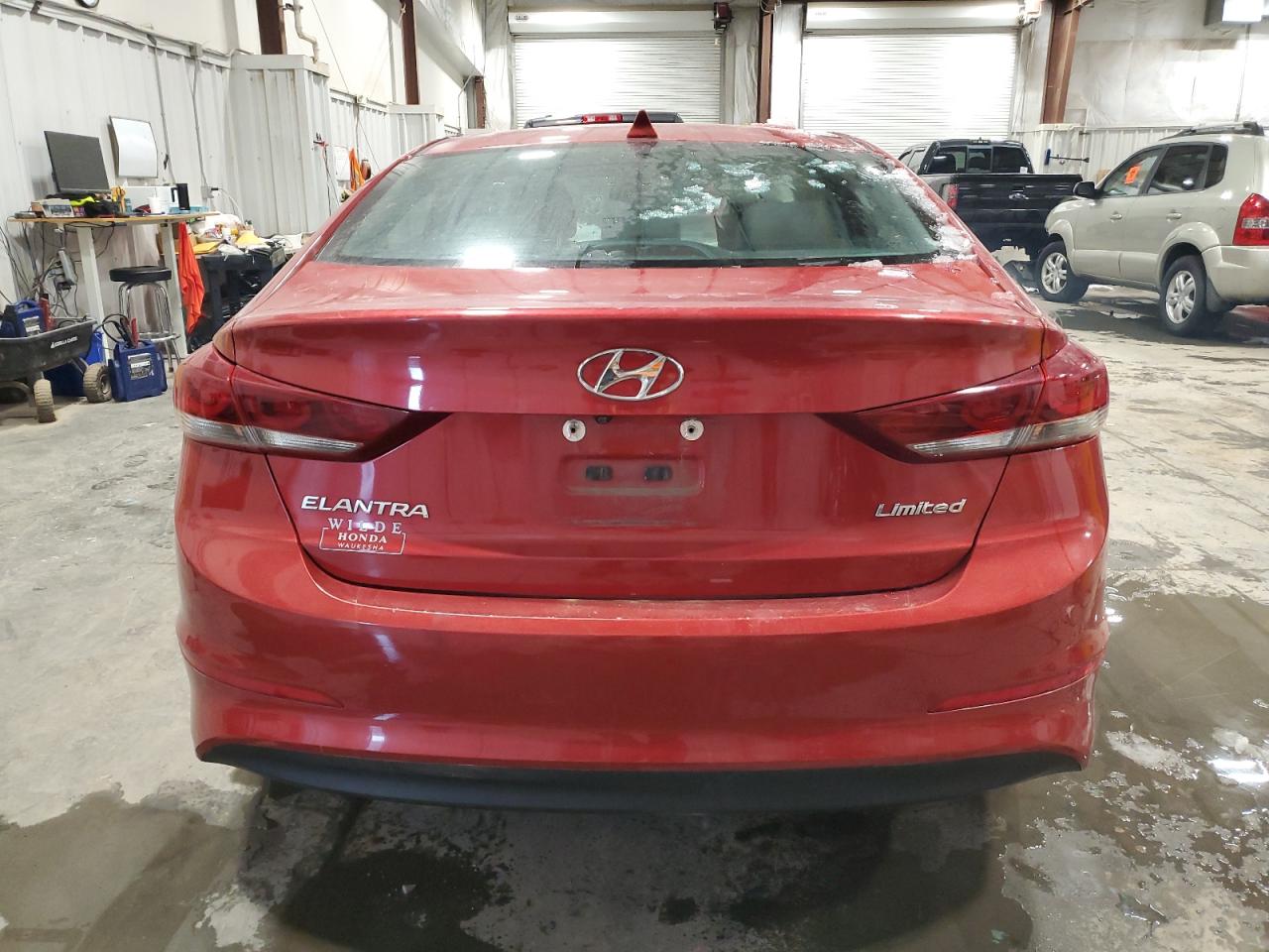 2017 Hyundai Elantra - Image 6