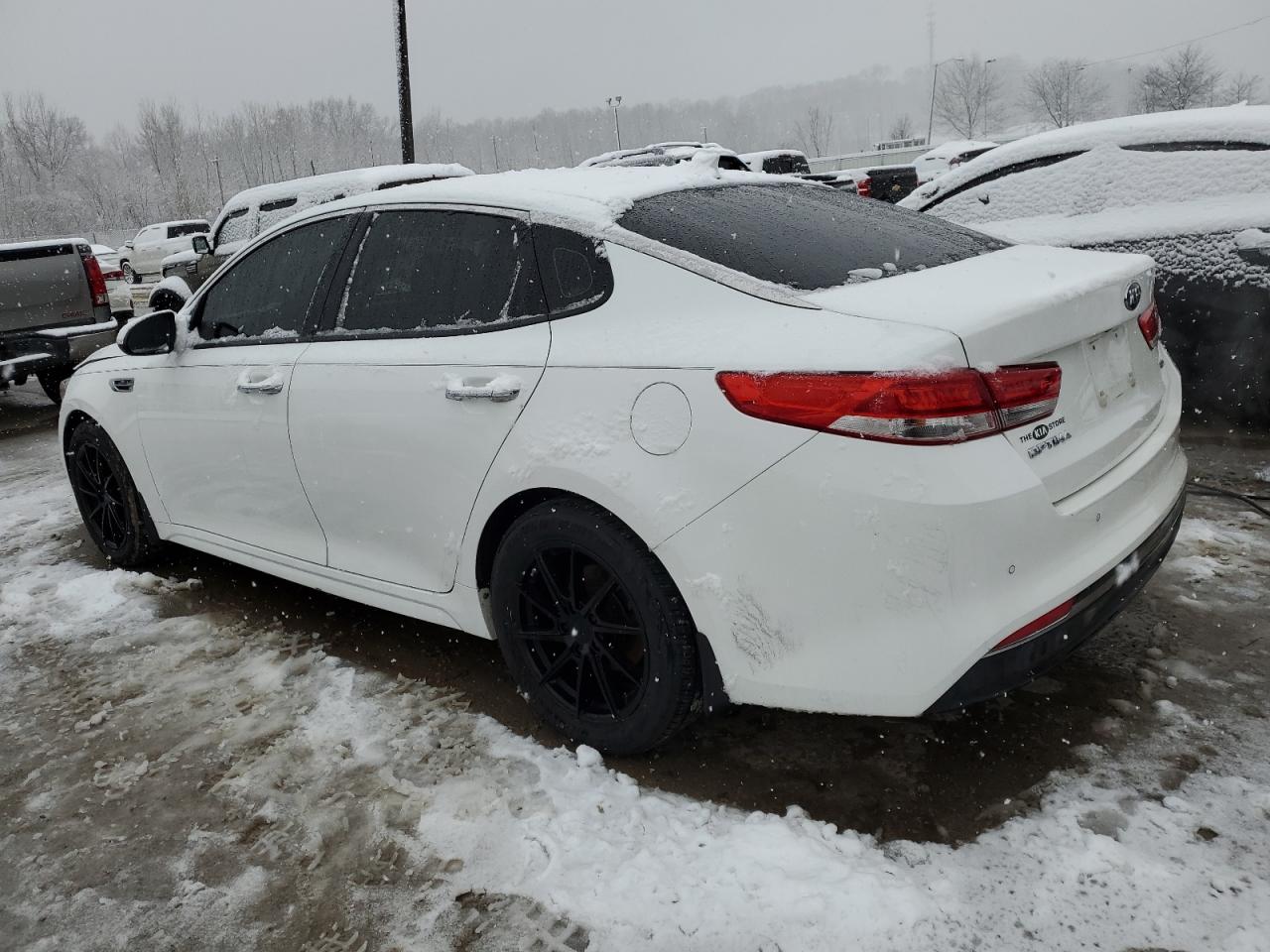 2018 Kia Optima - Image 2