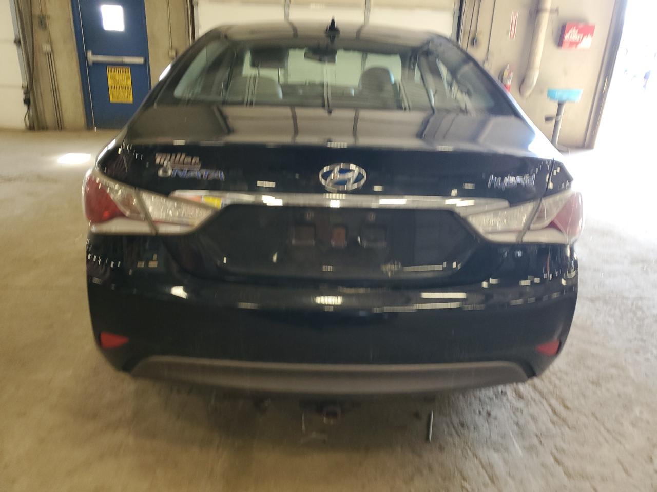 2012 Hyundai Sonata - Image 6