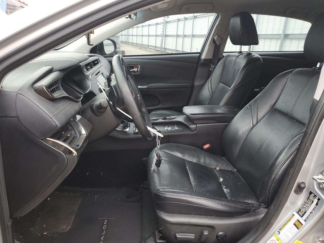 2018 Toyota Avalon - Image 7
