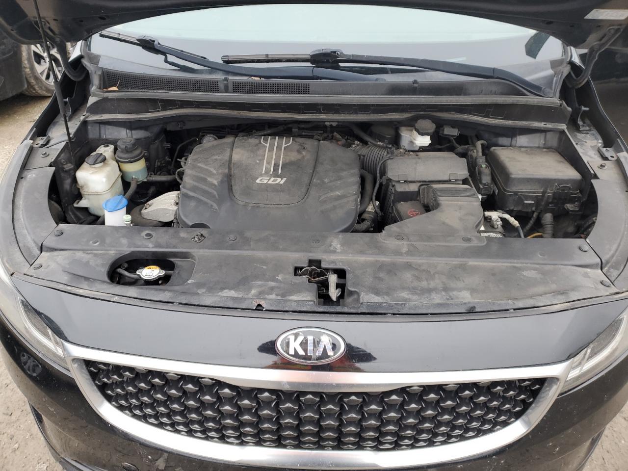 2016 Kia Sedona - Image 12