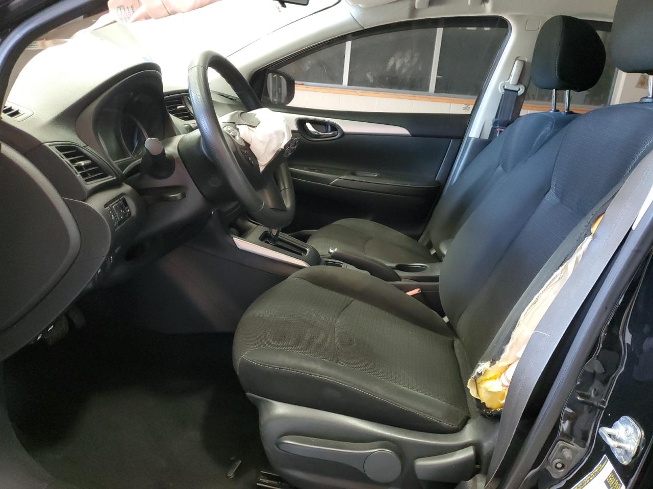 2019 Nissan Sentra - Image 7
