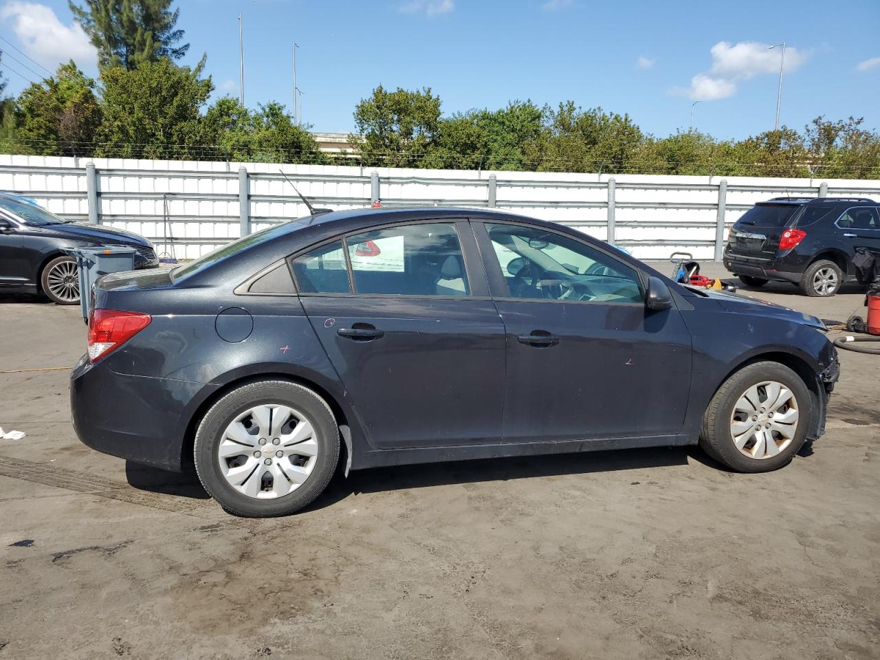 2014 Chevrolet Cruze - Image 3