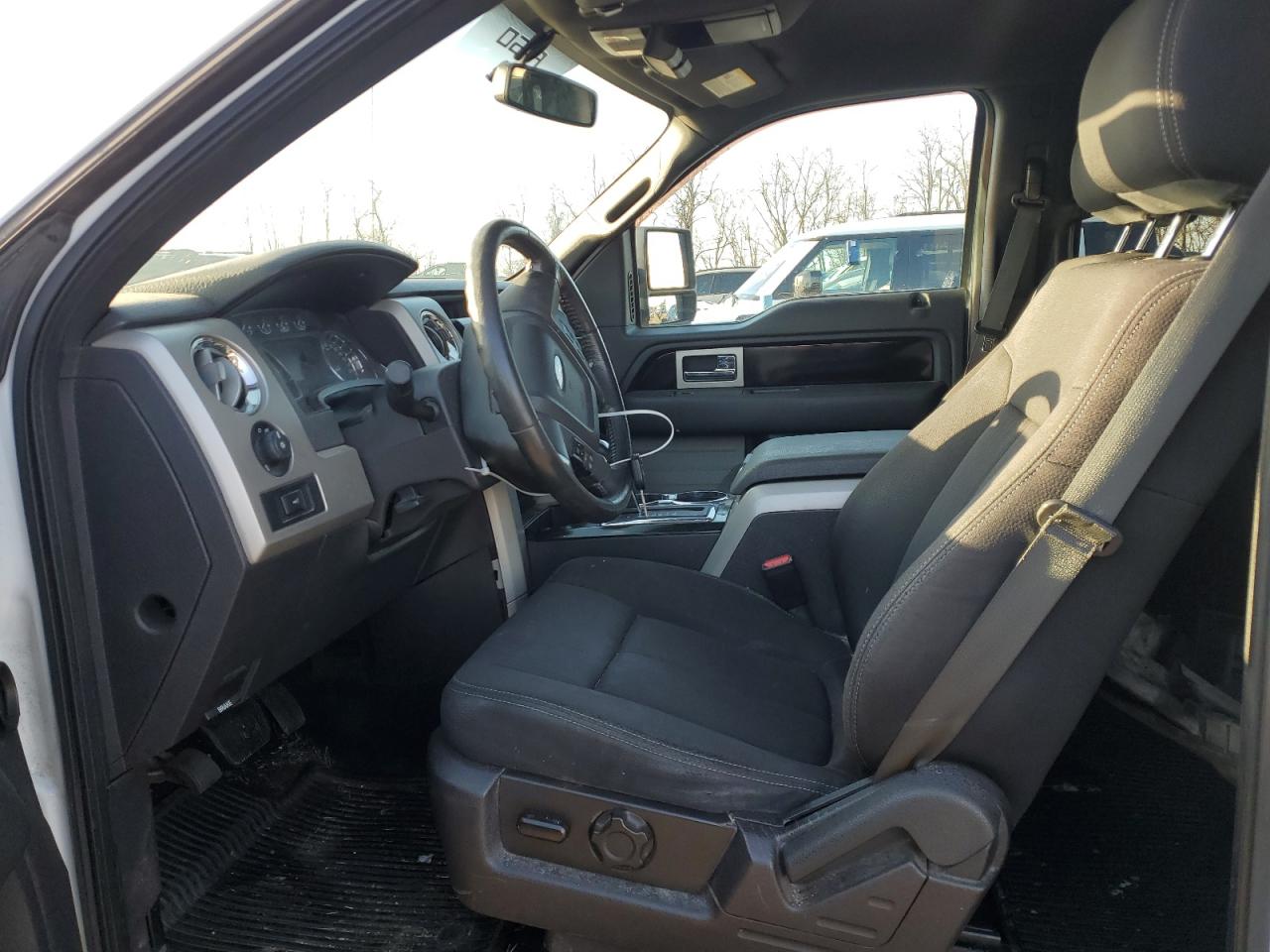 2011 Ford F-150 - Image 7