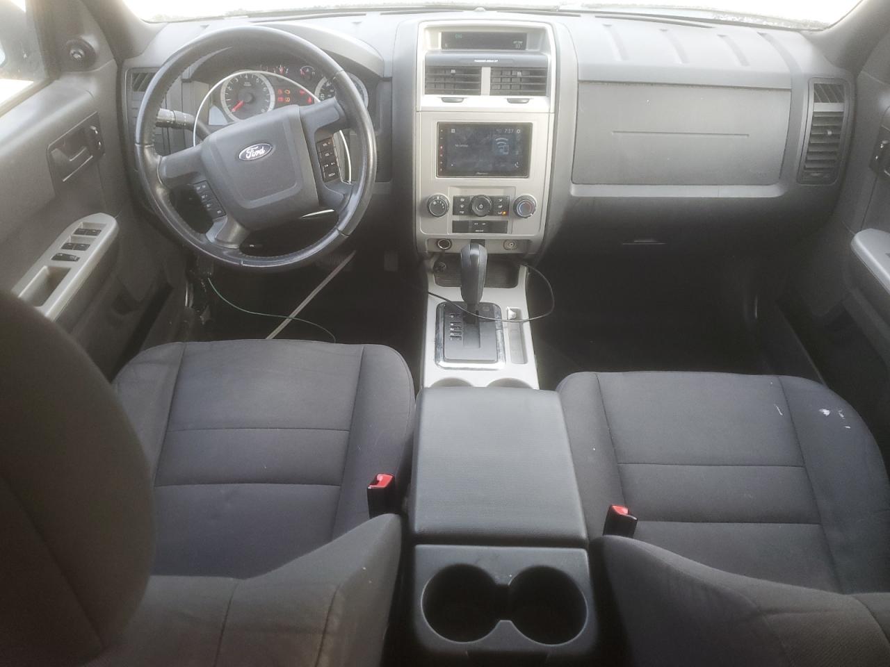 2011 Ford Escape - Image 8