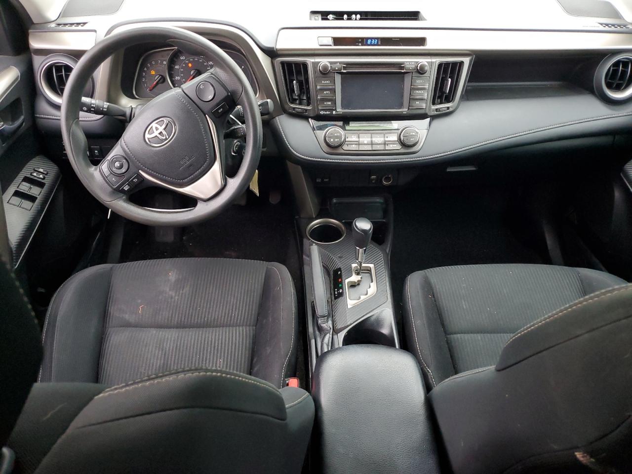 2015 Toyota RAV 4 - Image 8
