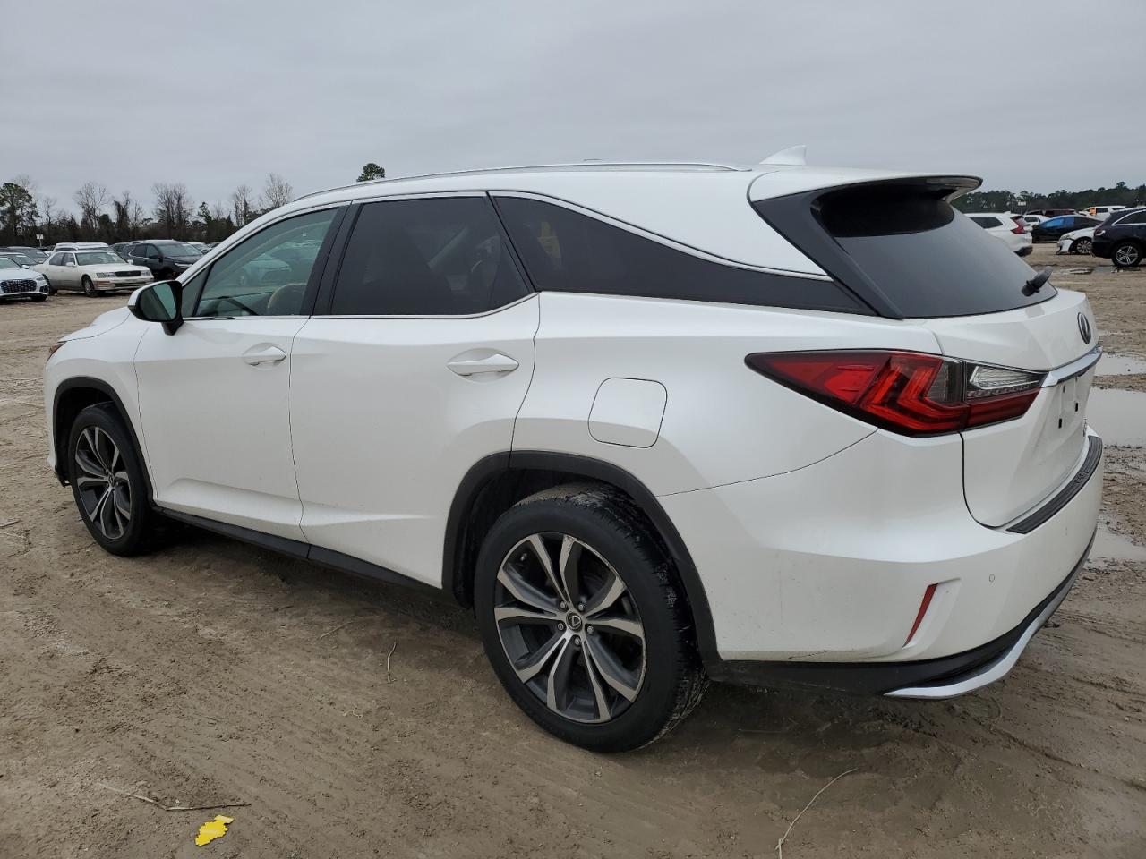 2019 Lexus RX - Image 2